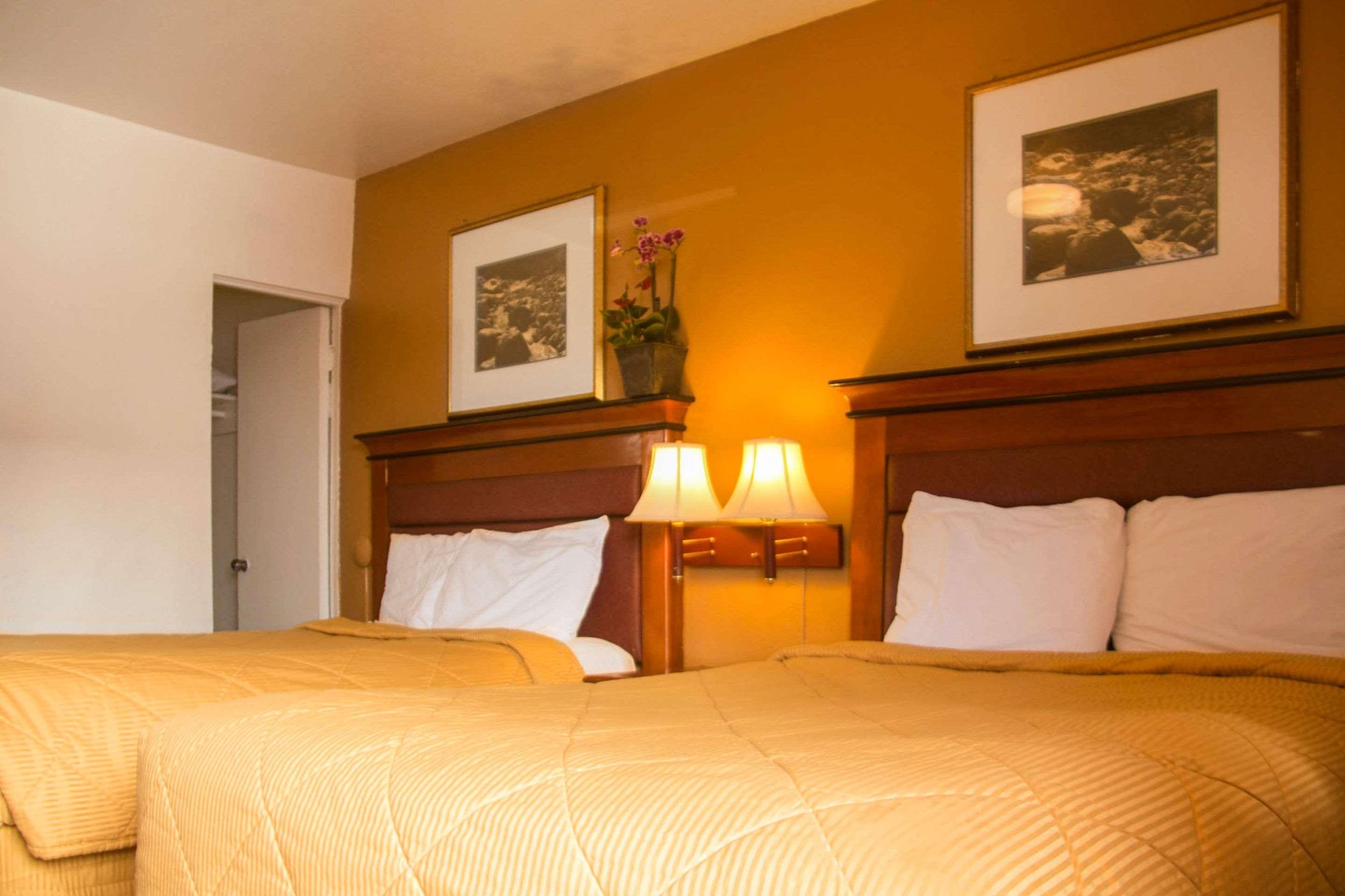 Rodeway Flagstaff-downtown 2*