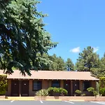 Western Hills Motel