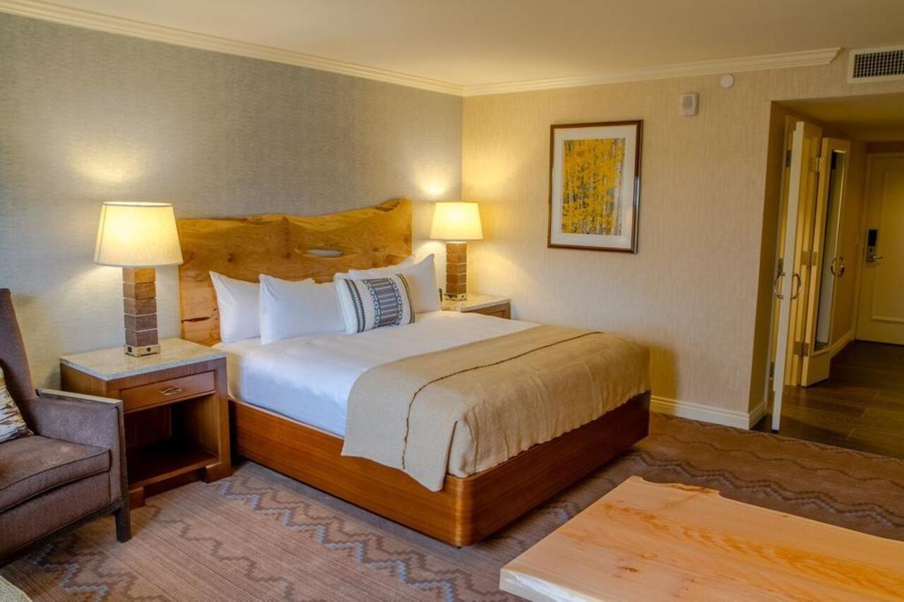 Little America Hotel 4*
