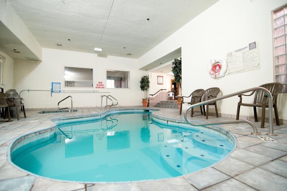 Comfort Lucky Lane I-40 Inn