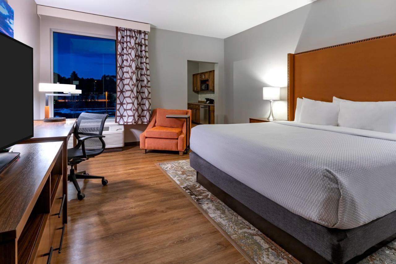 La Quinta By Wyndham East I-40 Hotel 3*