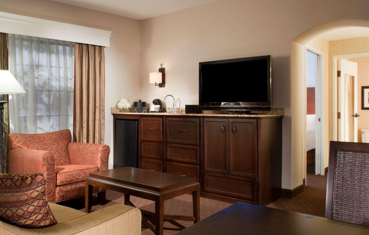 Hotel Embassy By Hilton 3*