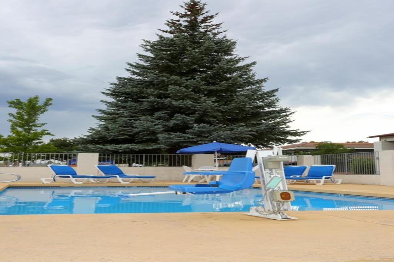 6 Az Hotel 3*