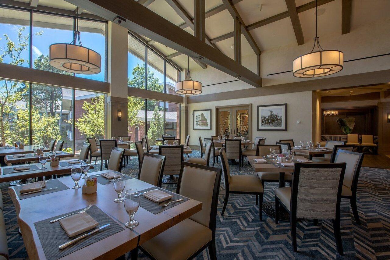 Hotel Little America 4*