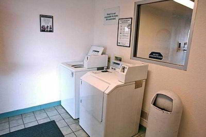 Hotel 6-flagstaff, Az - Butler