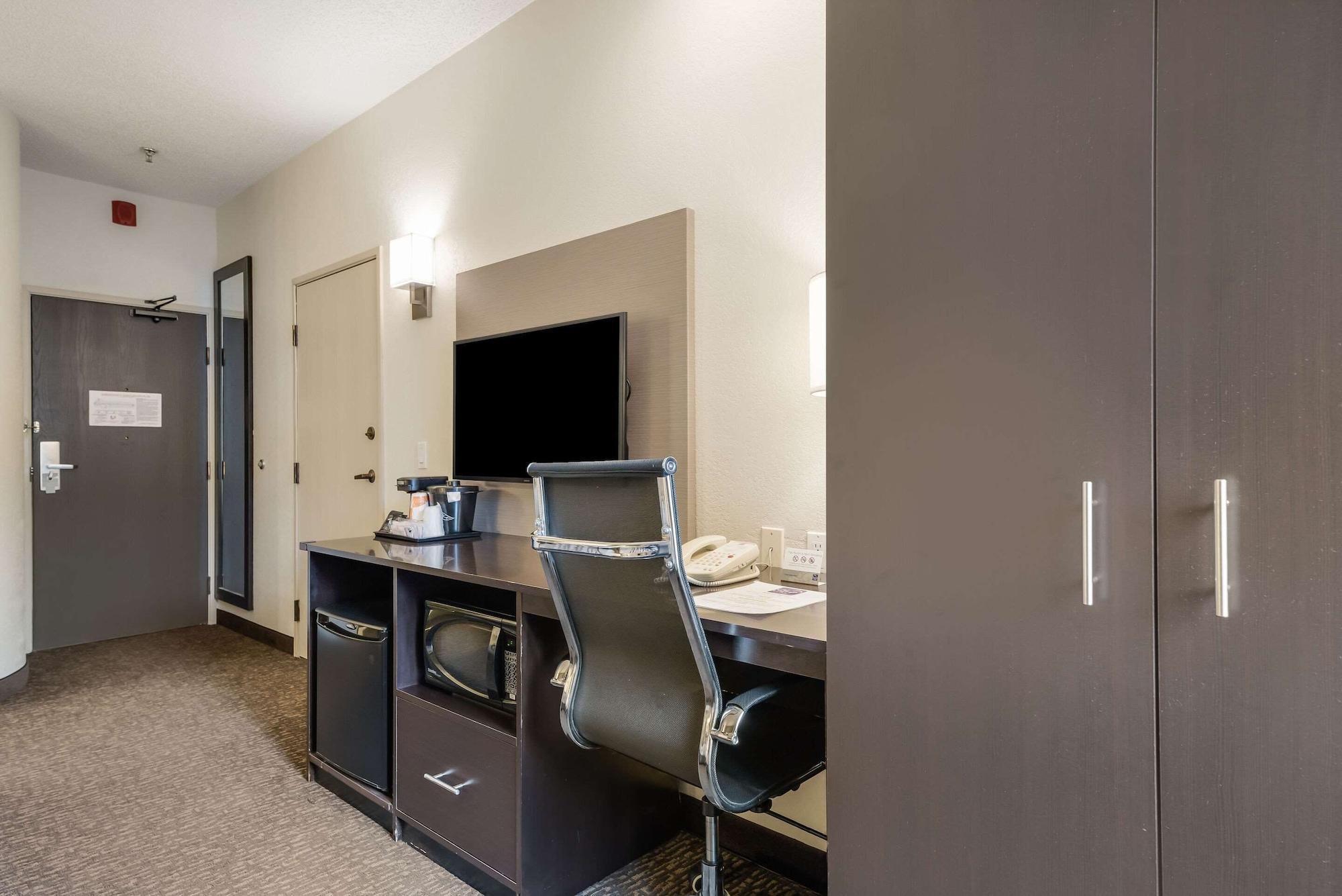 Sleep Inn 3*