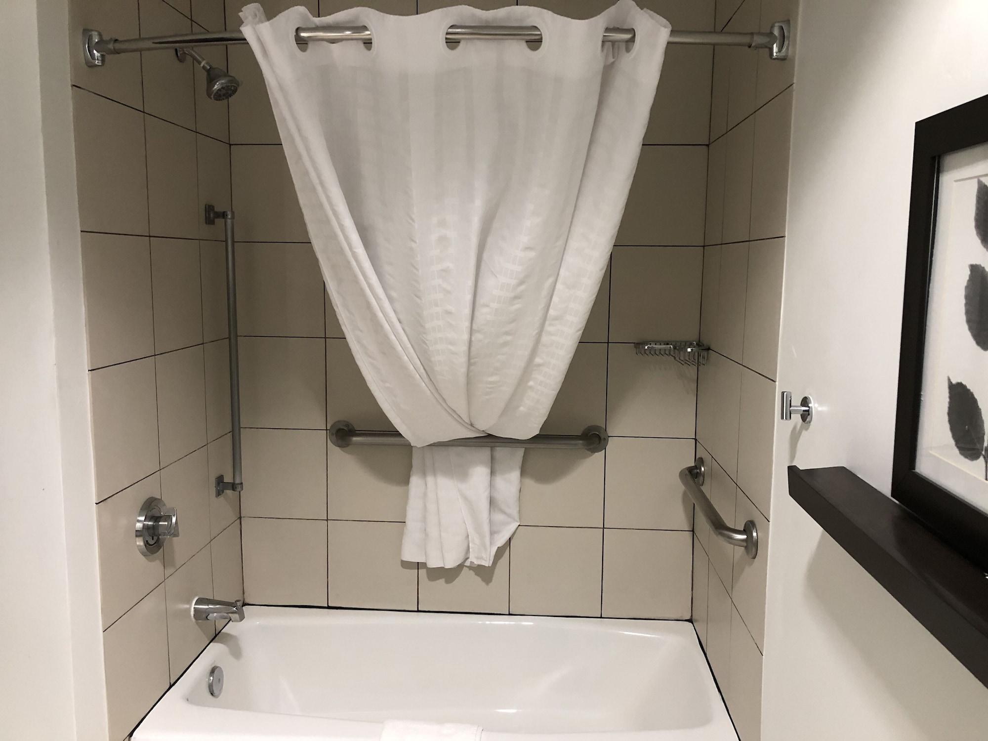 Hotel Country & By Radisson, Flagstaff, Az