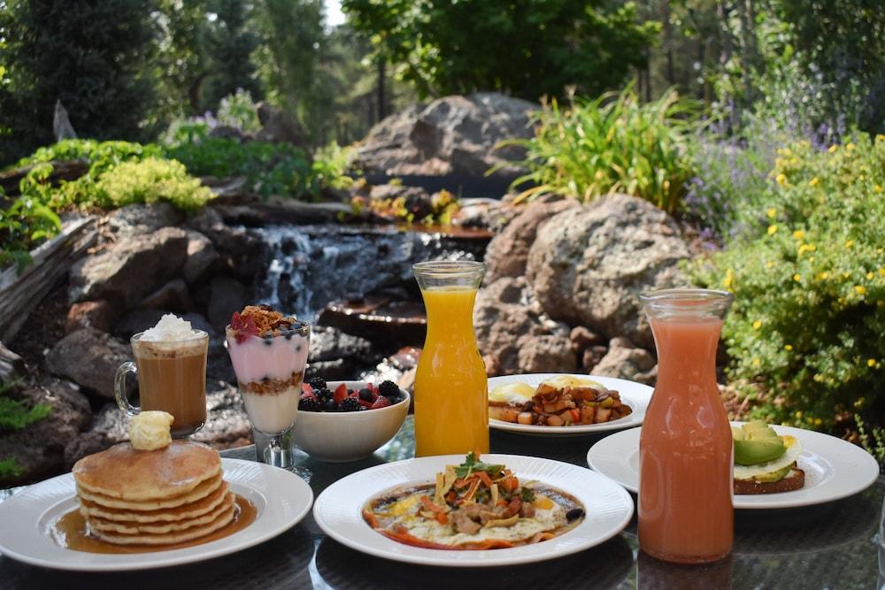 Little America Hotel 4*
