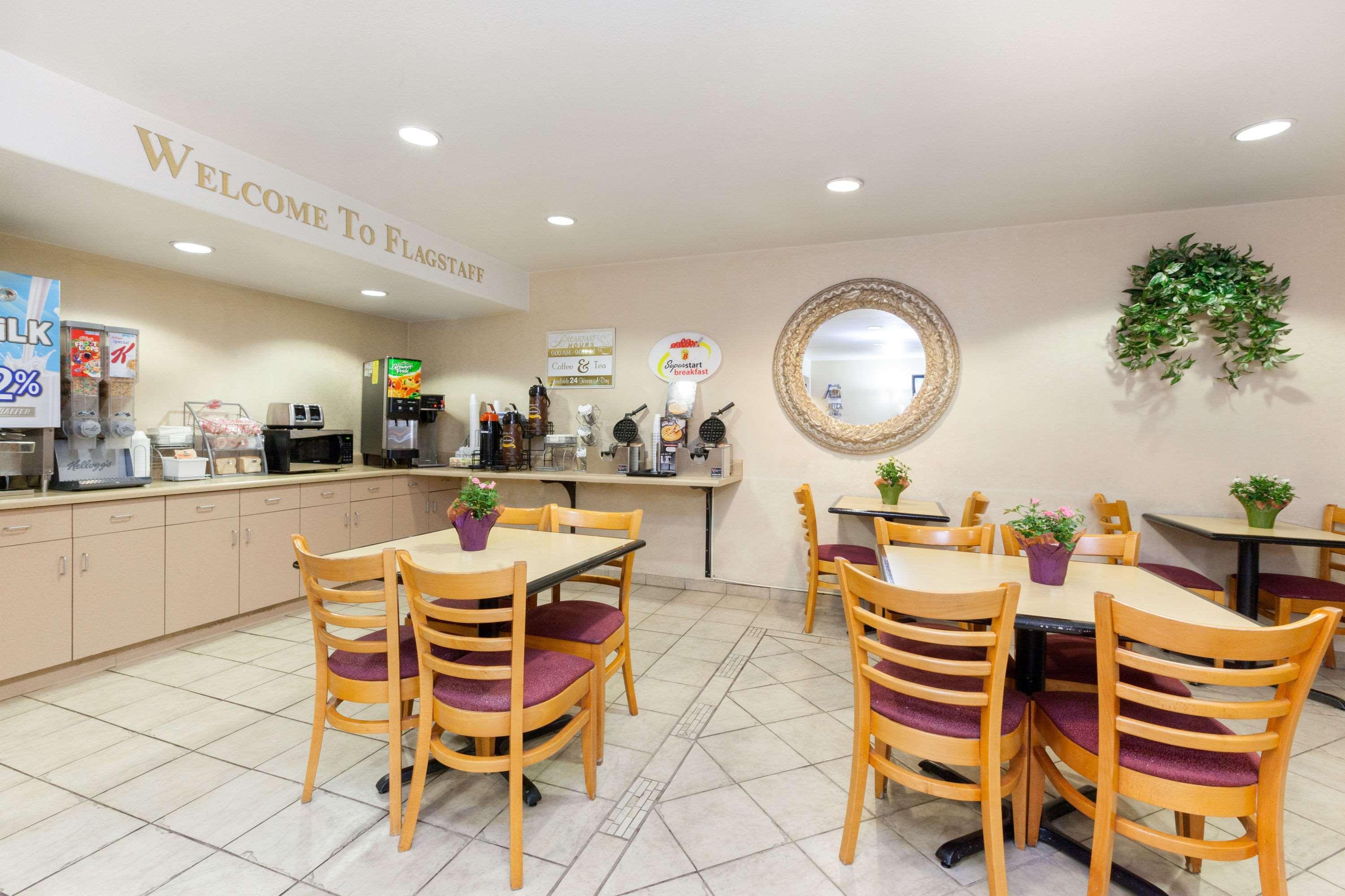 Super 8 By Wyndham 3*