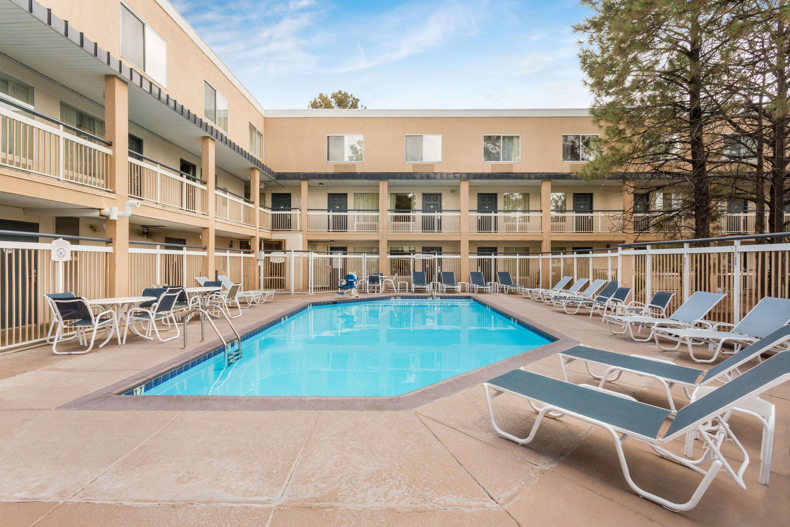 Baymont By Wyndham Hotel 3*