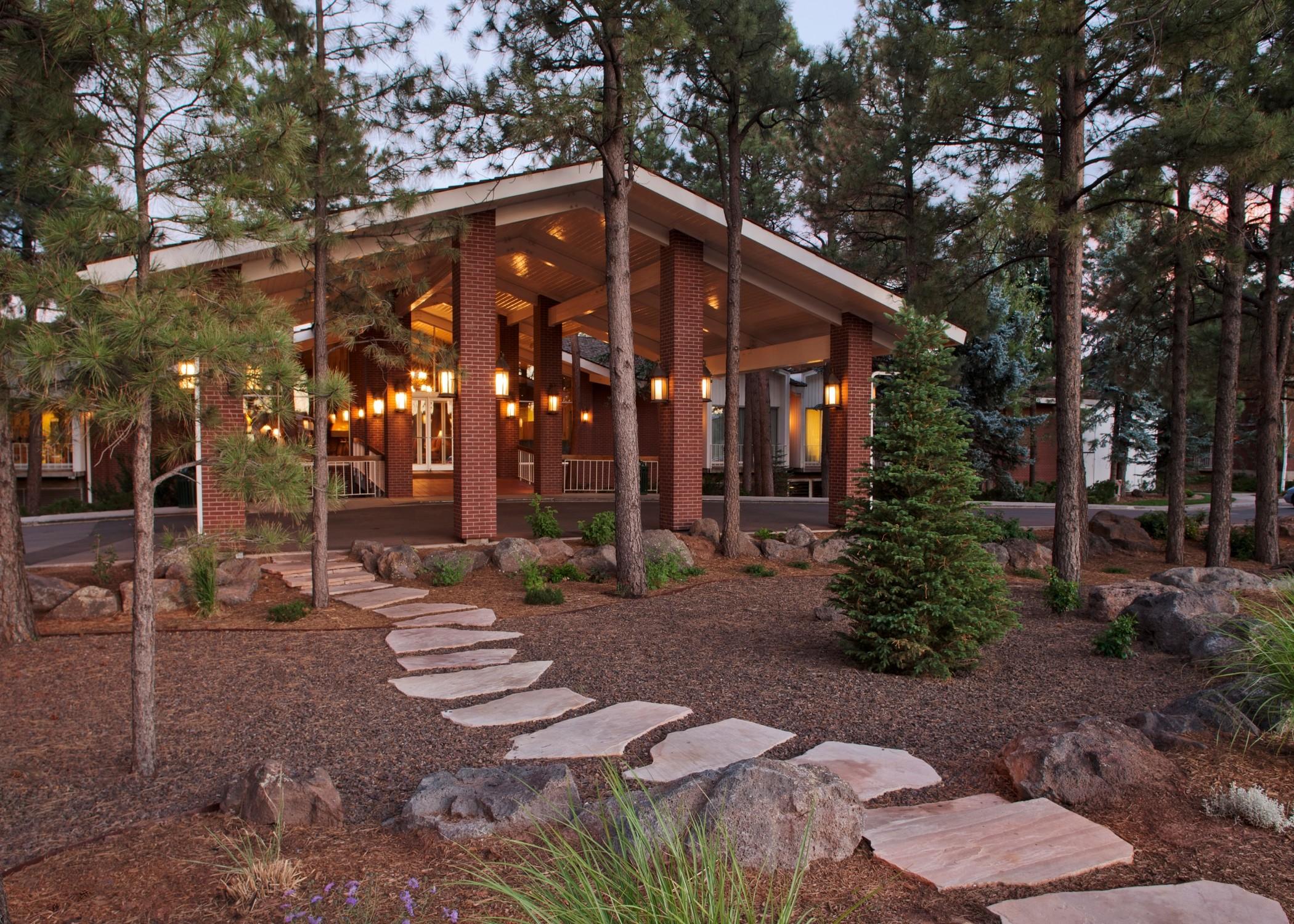 Little America Flagstaff