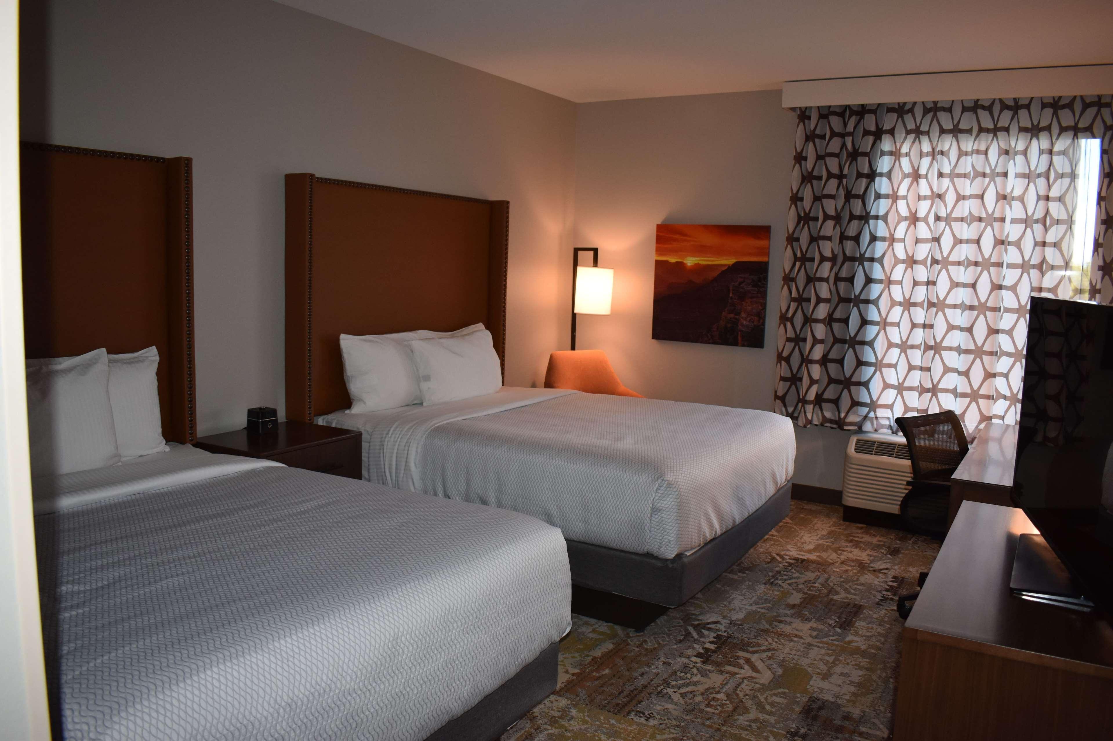 La Quinta By Wyndham East I-40