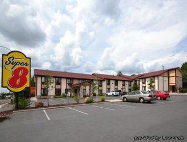 Super 8 By Wyndham 3*