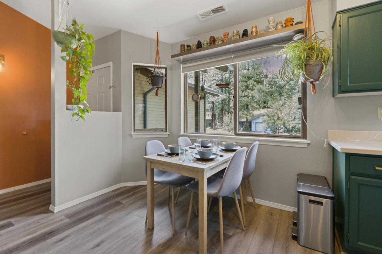 Stylish With In Gym Ac Fully Fenced Yard Holiday home Flagstaff