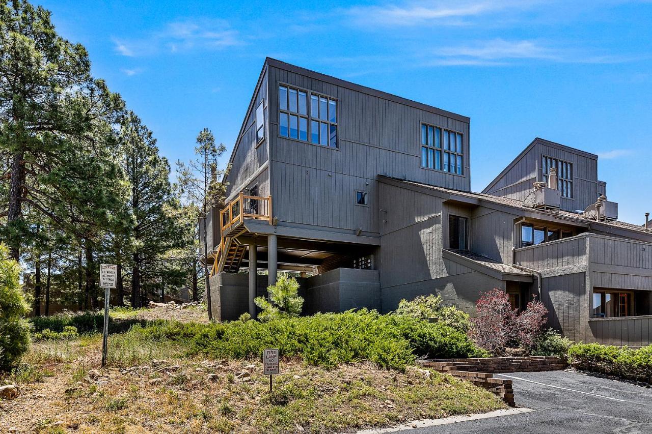 Delightful 1 Bdrm Country Club Retreat With Mt Elden Views! Holiday home *