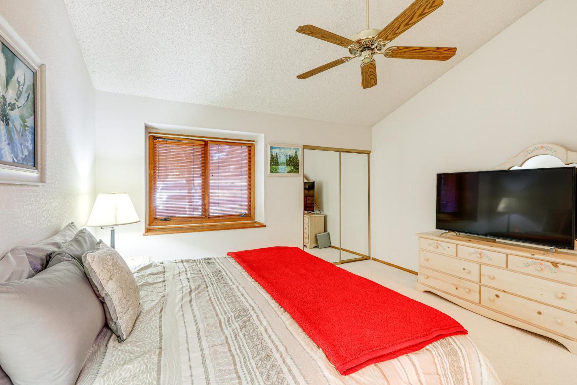 Cozy Retreat With Balcony And Pool Access! Apartment Flagstaff
