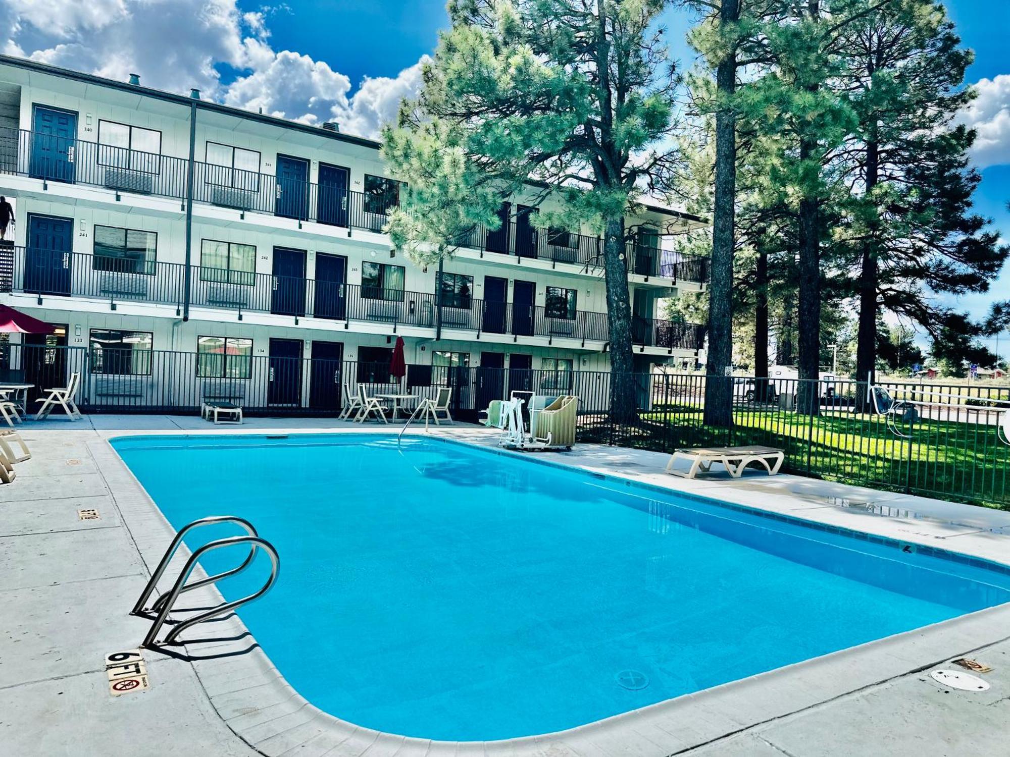 6-flagstaff, Az - West - Woodland Village Hotel Flagstaff