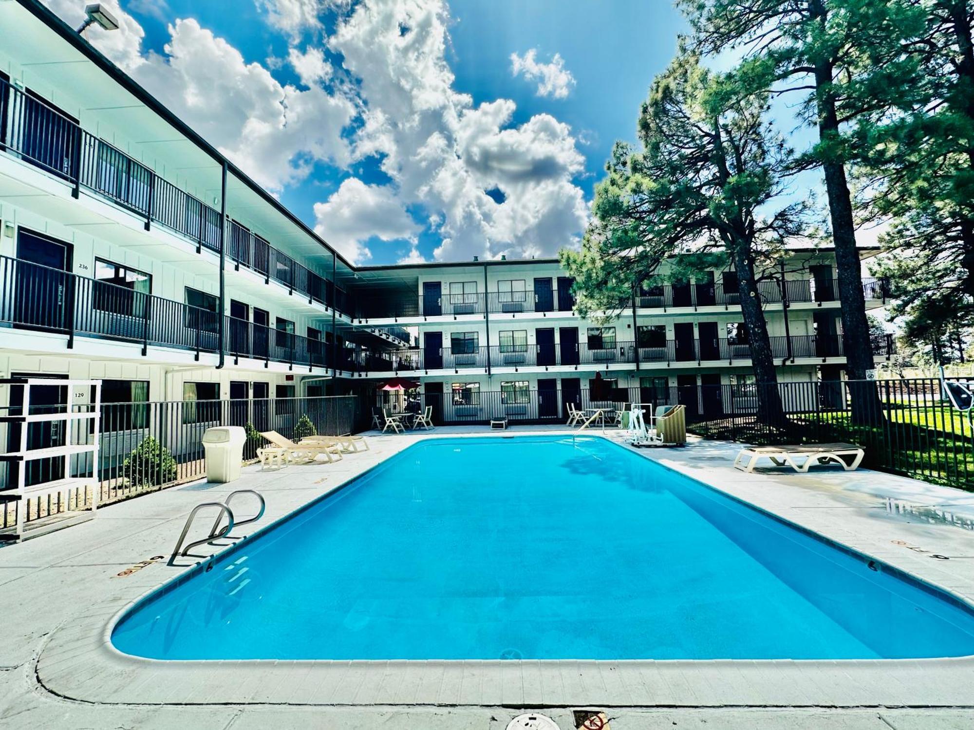 6-flagstaff, Az - West - Woodland Village Hotel Flagstaff