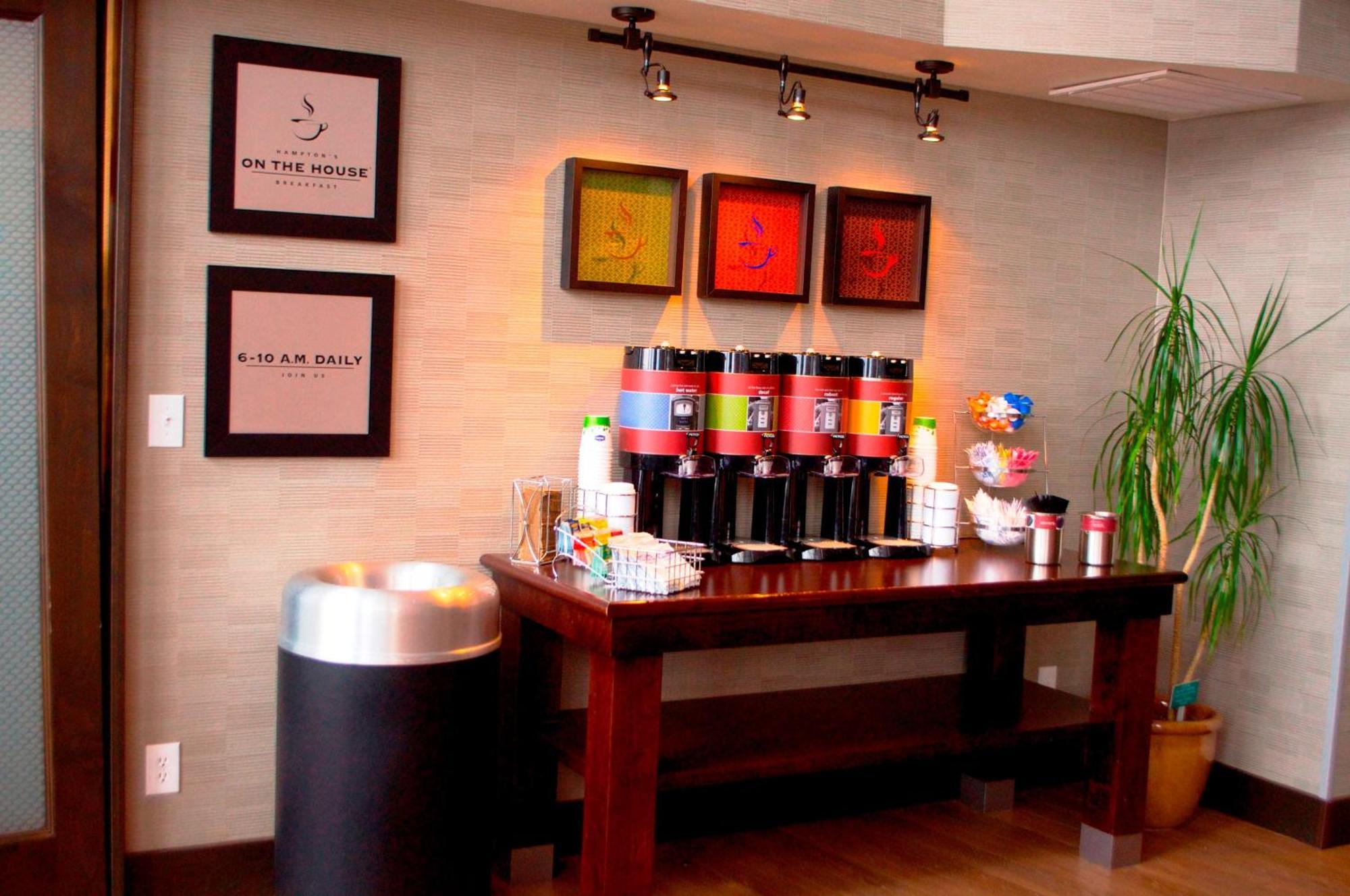 Hampton & - West Hotel 3*