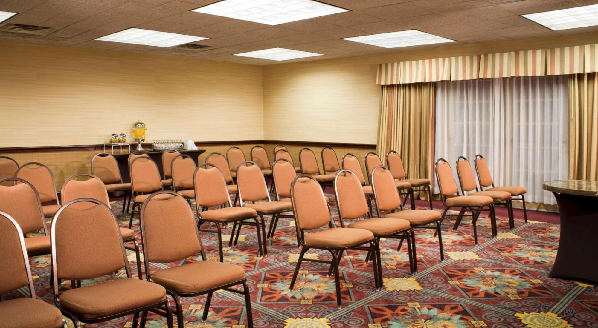 Hotel Embassy By Hilton