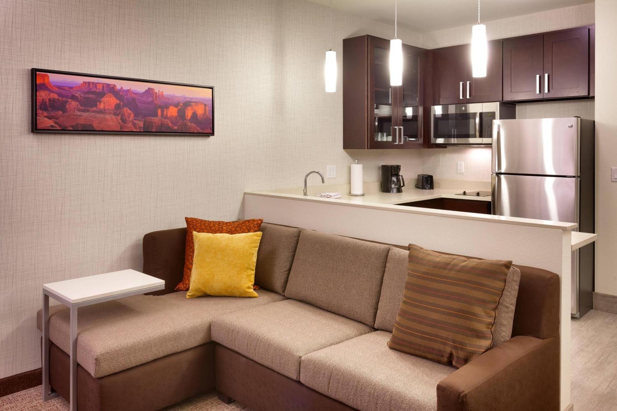 By Marriott 3*