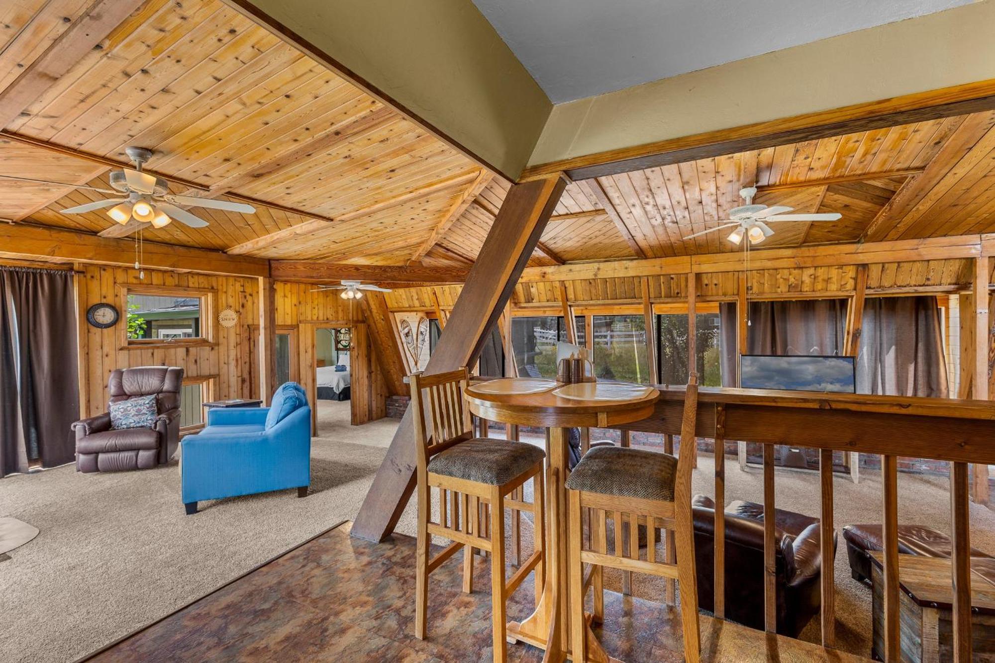 Rustic Mountain With Breathtaking Views Chalet *