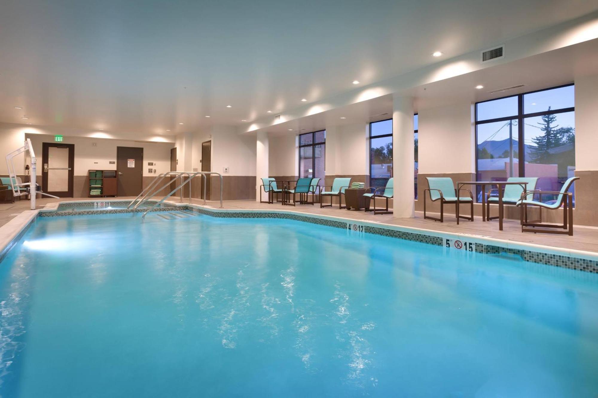 Hotel By Marriott