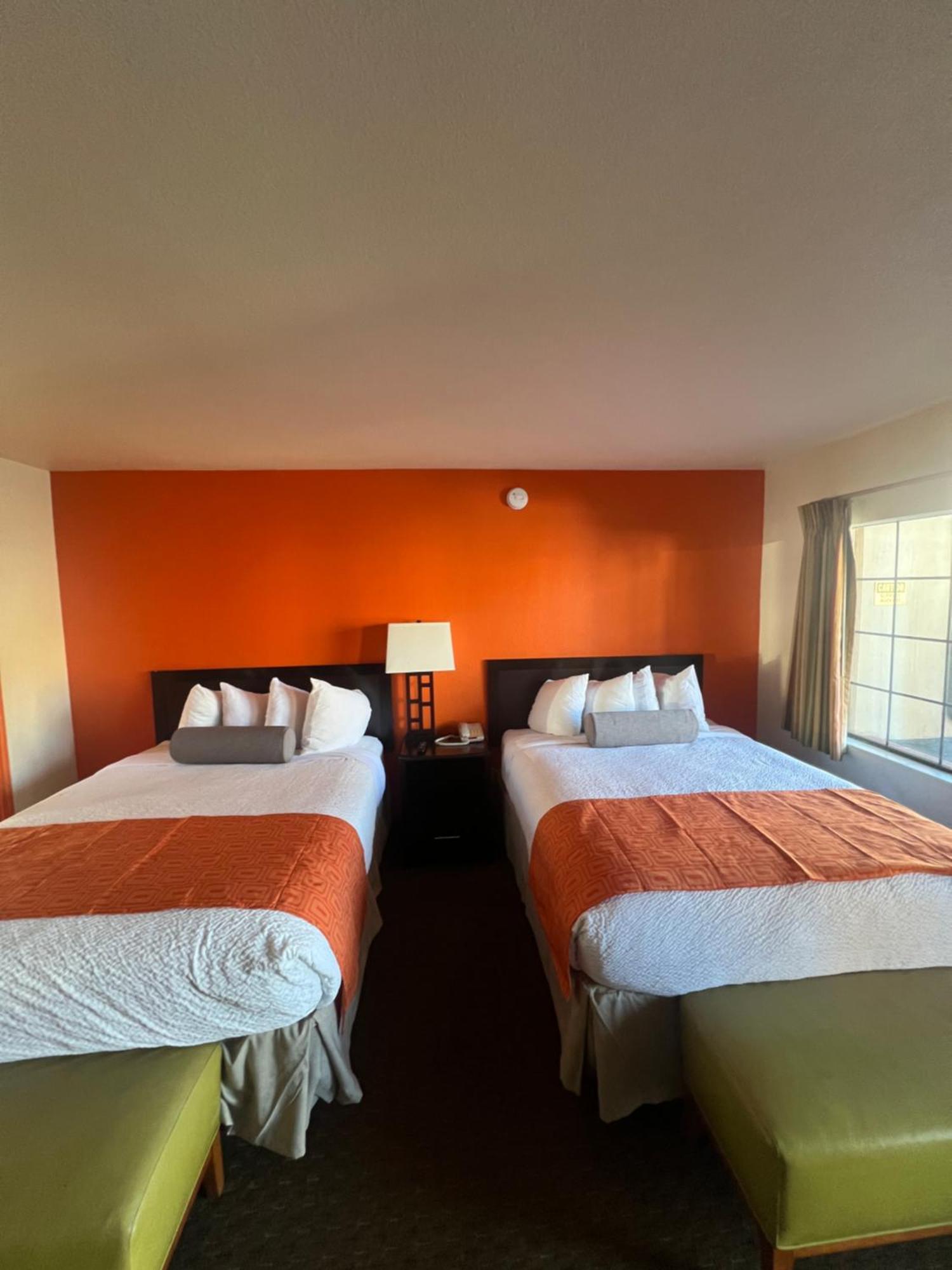 Howard Johnson By Wyndham West Motel Flagstaff