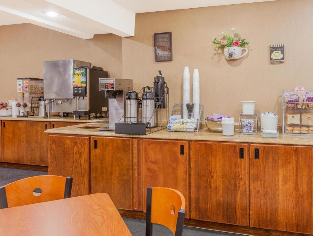 6 Flagstaff, Az Hotel 3*