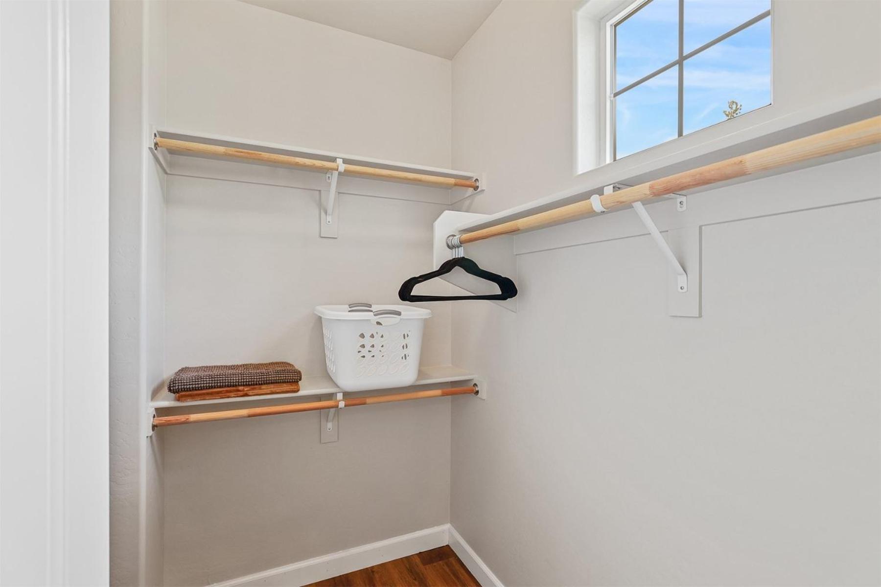 Villa Beautiful Townhome Loaded With Amenities Excellent Location Great Value Ac *