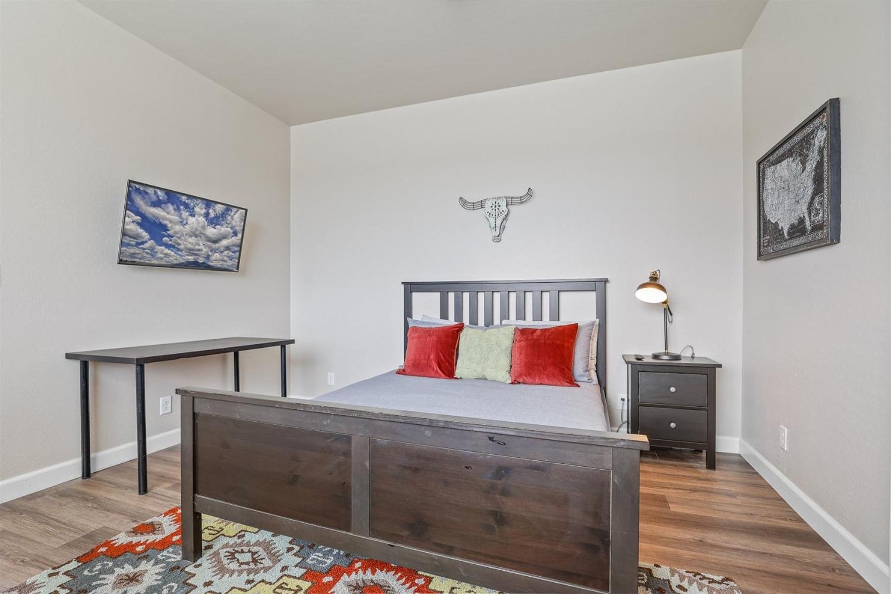 Beautiful Townhome Loaded With Amenities Excellent Location Great Value Ac Villa