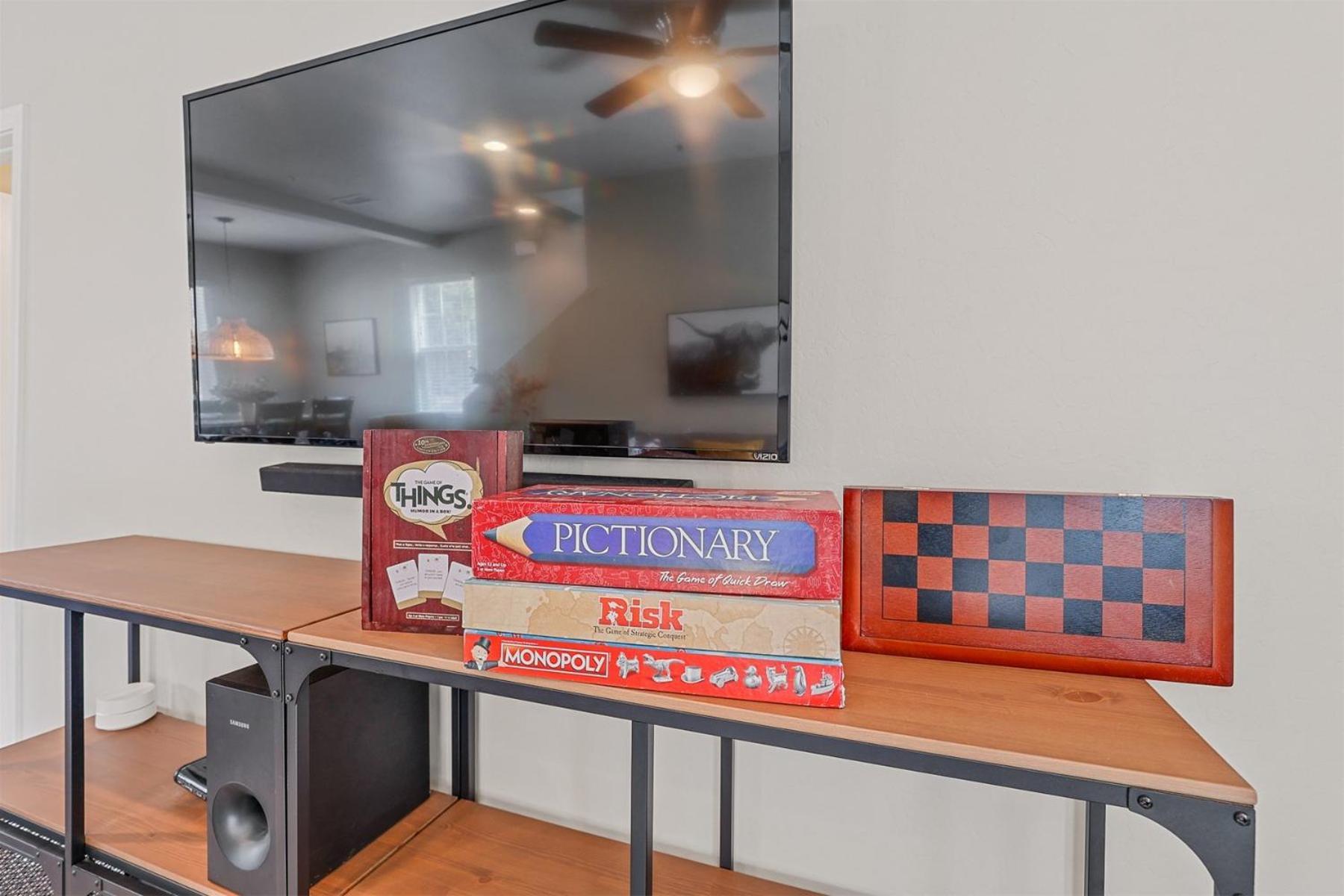 Villa Beautiful Townhome Loaded With Amenities Excellent Location Great Value Ac *