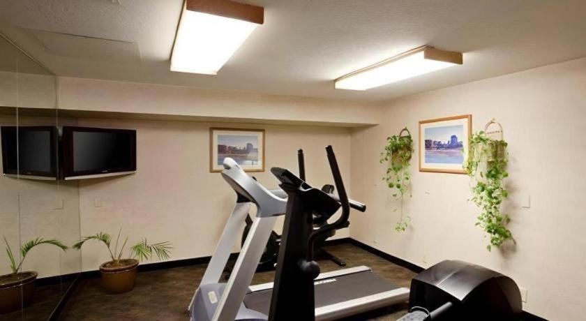 Flagstaff Hotel 3*