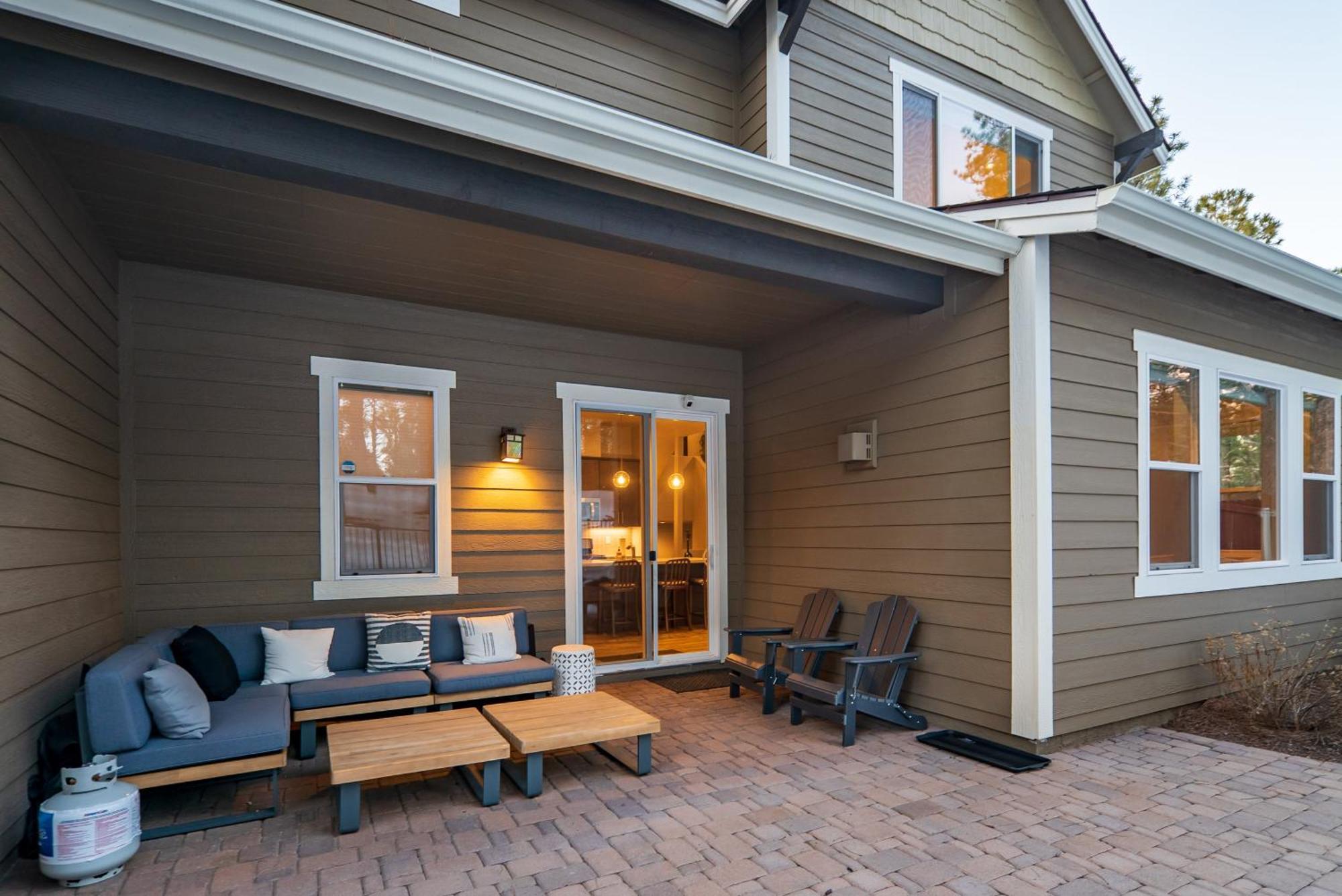 Villa Pinnacle Pines Forest Views Modern With Ev Charger Direct Trail Access