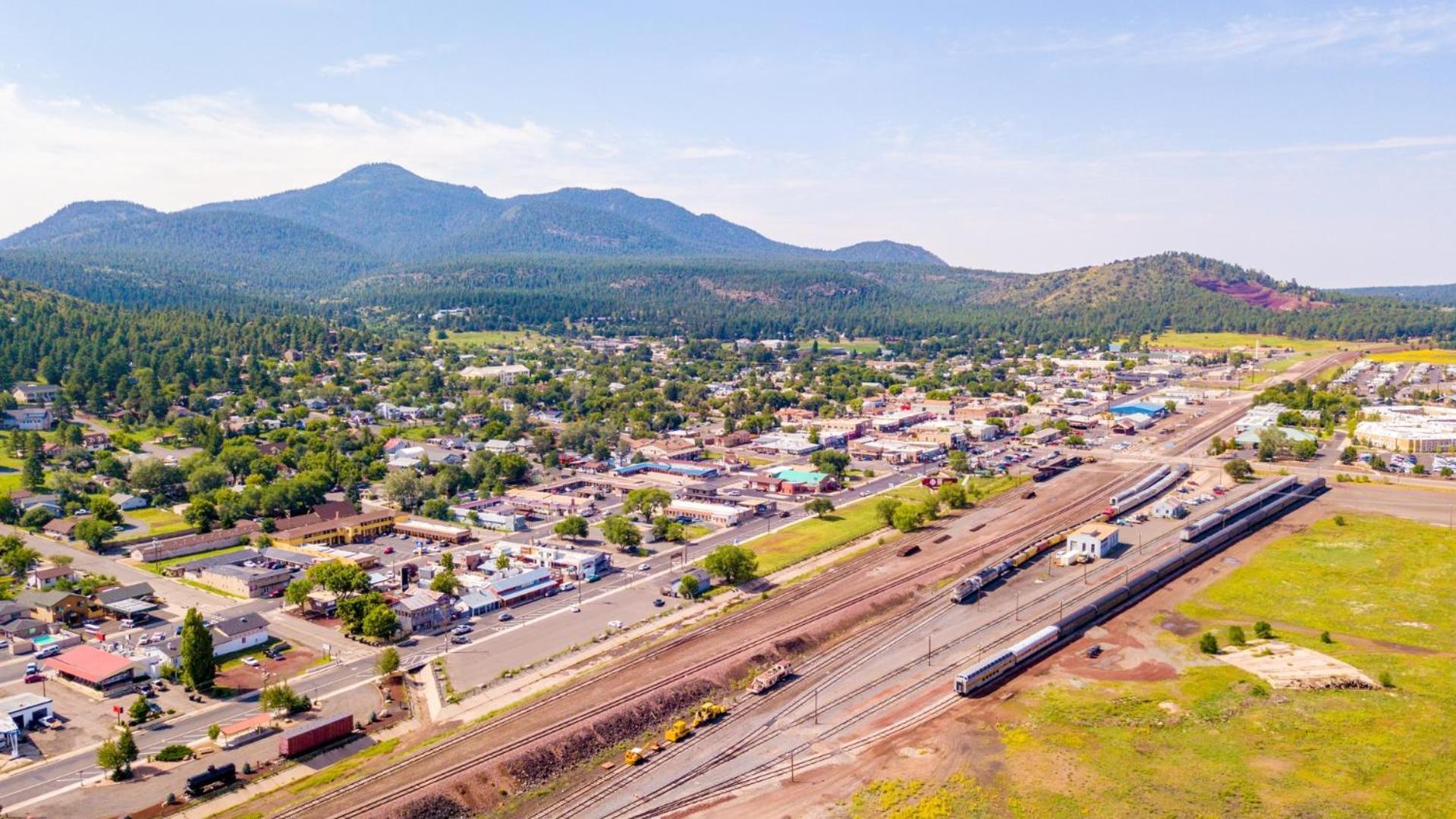 Pinnacle Pines Forest Views Modern With Ev Charger Direct Trail Access Villa Flagstaff