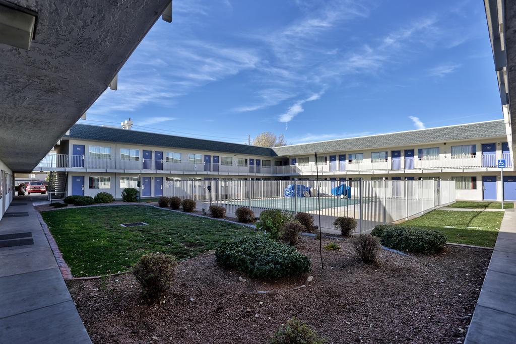 Hotel 6-flagstaff, Az - Butler 2*