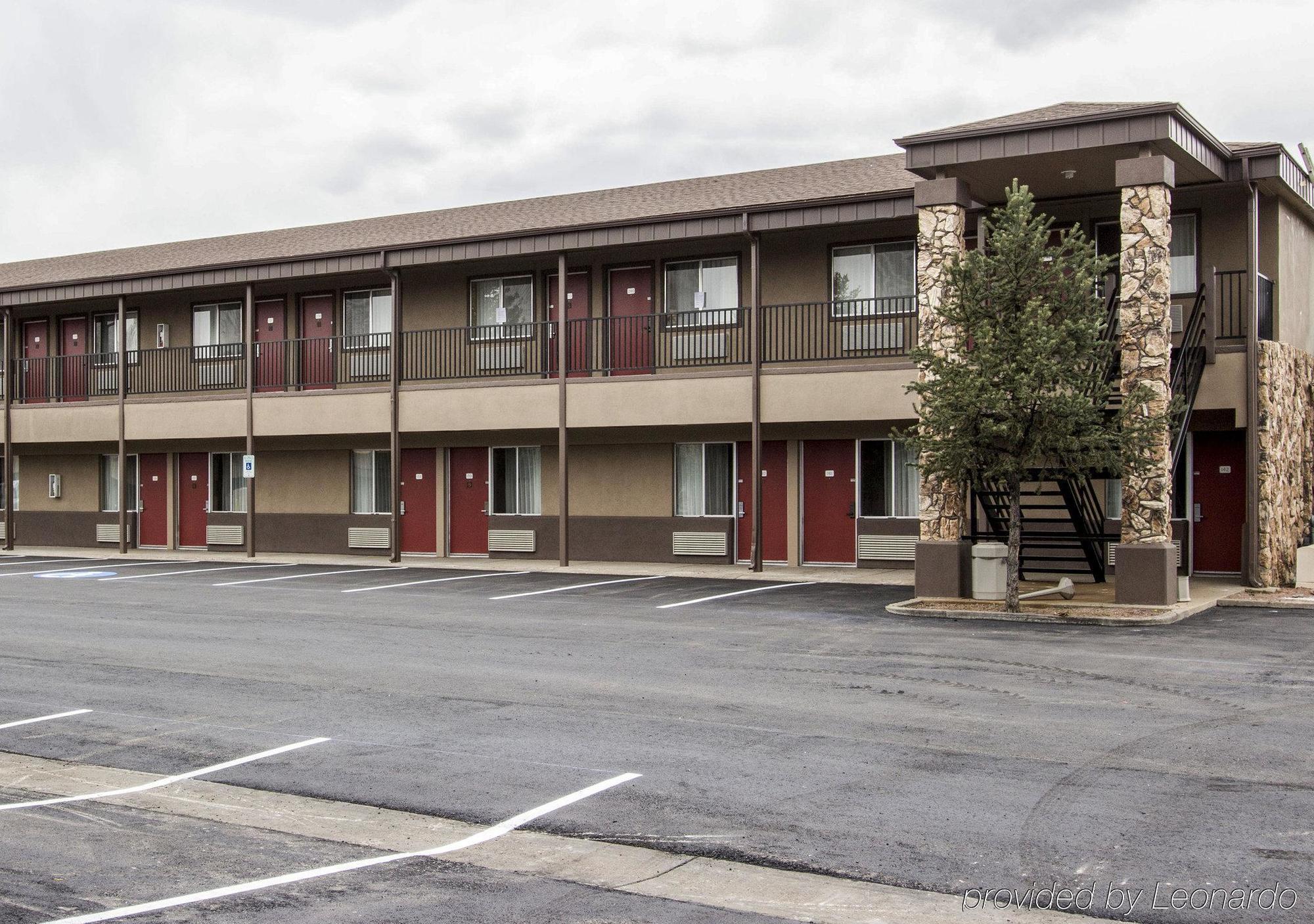 Econo 2* Flagstaff