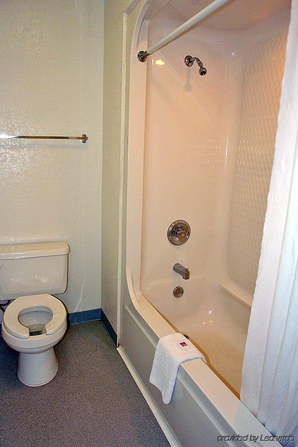 Hotel 6-flagstaff, Az - Butler