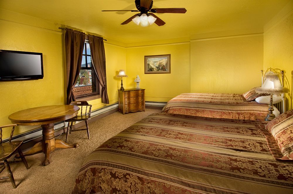 Hotel Monte Vista 2*