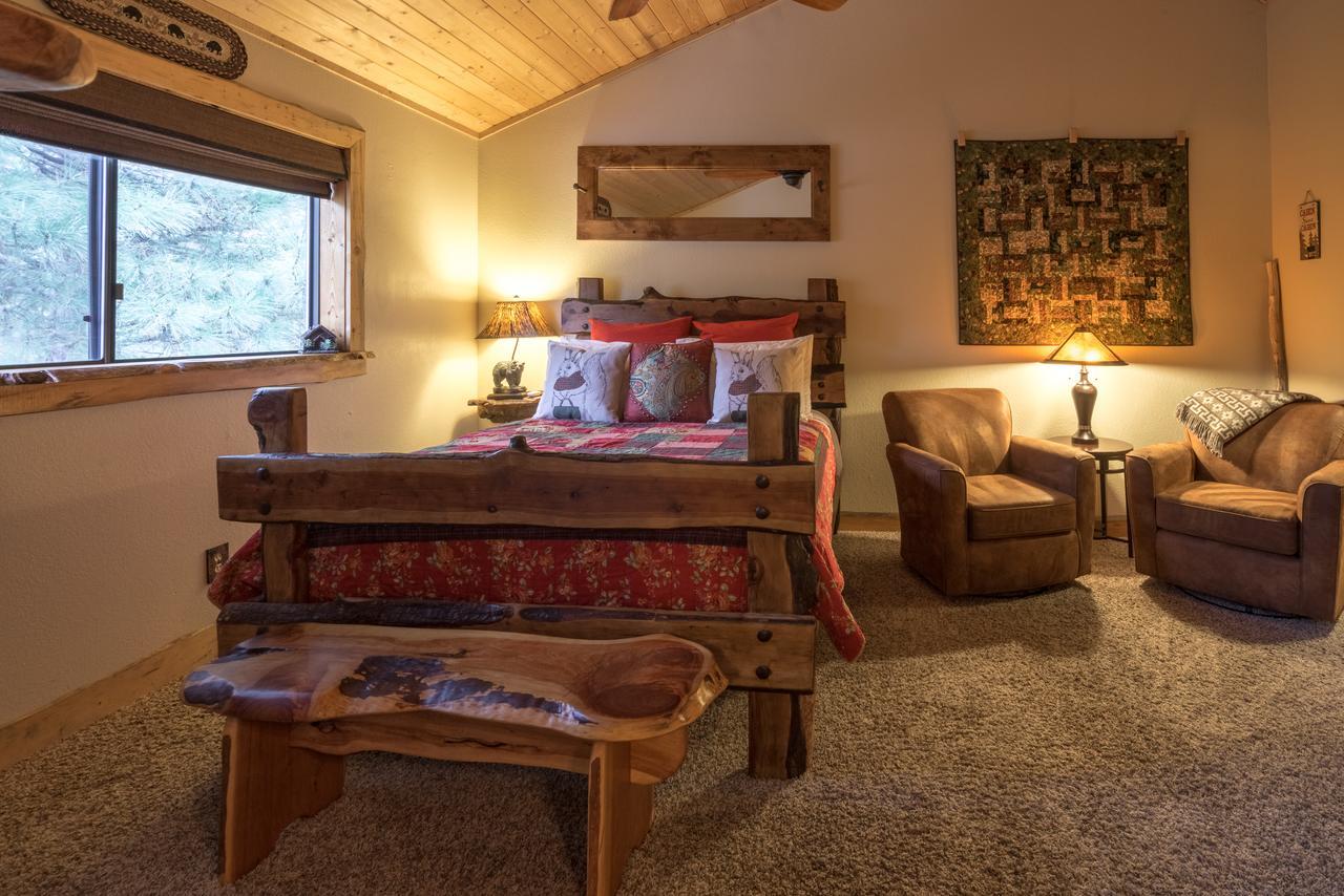 Whispering Pines Bed & Breakfast Flagstaff