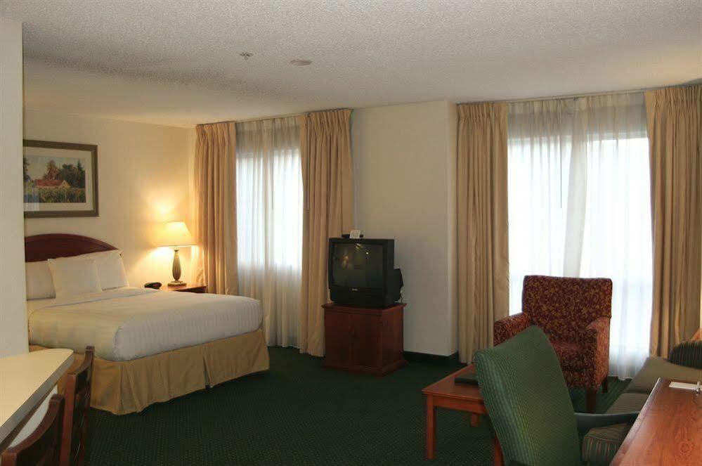 Sonesta Es Hotel 3*