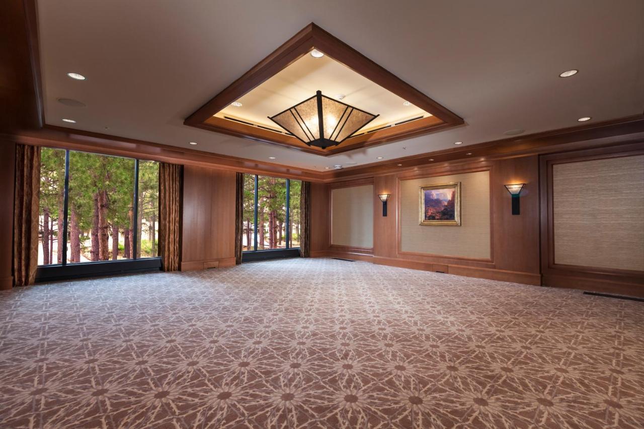 Little America Hotel 4*