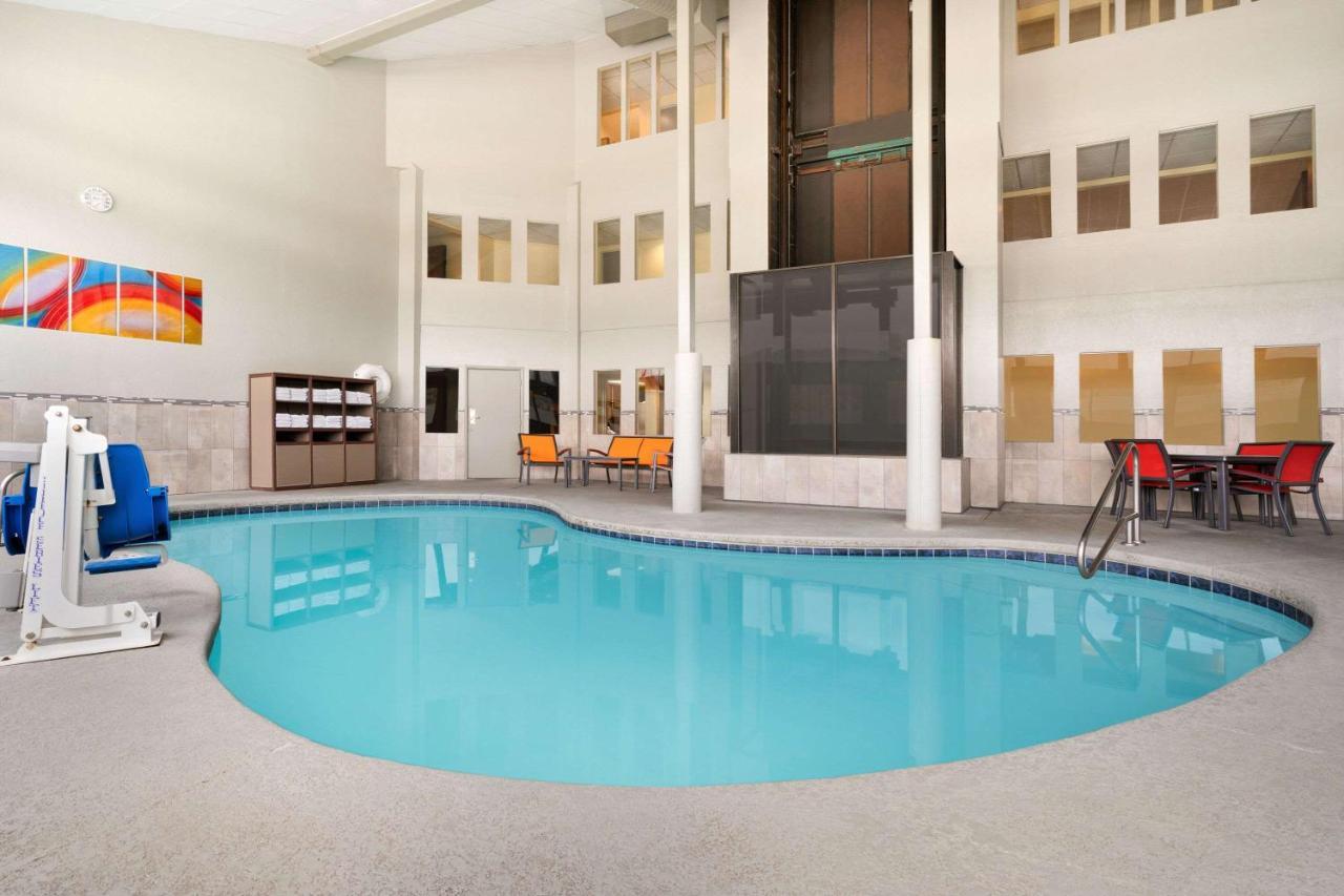 Days By Wyndham Hotel 3*