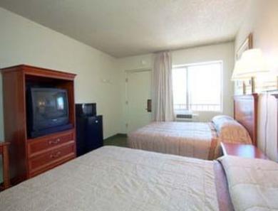 Travelodge By Wyndham Near I-40