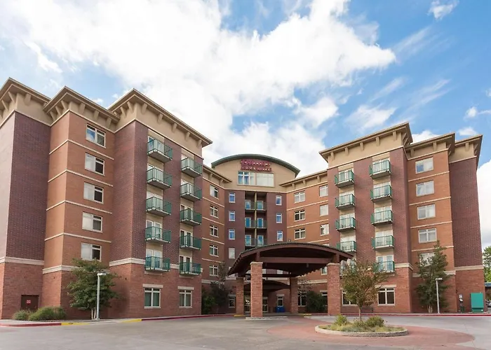 Drury Inn & Suites Flagstaff