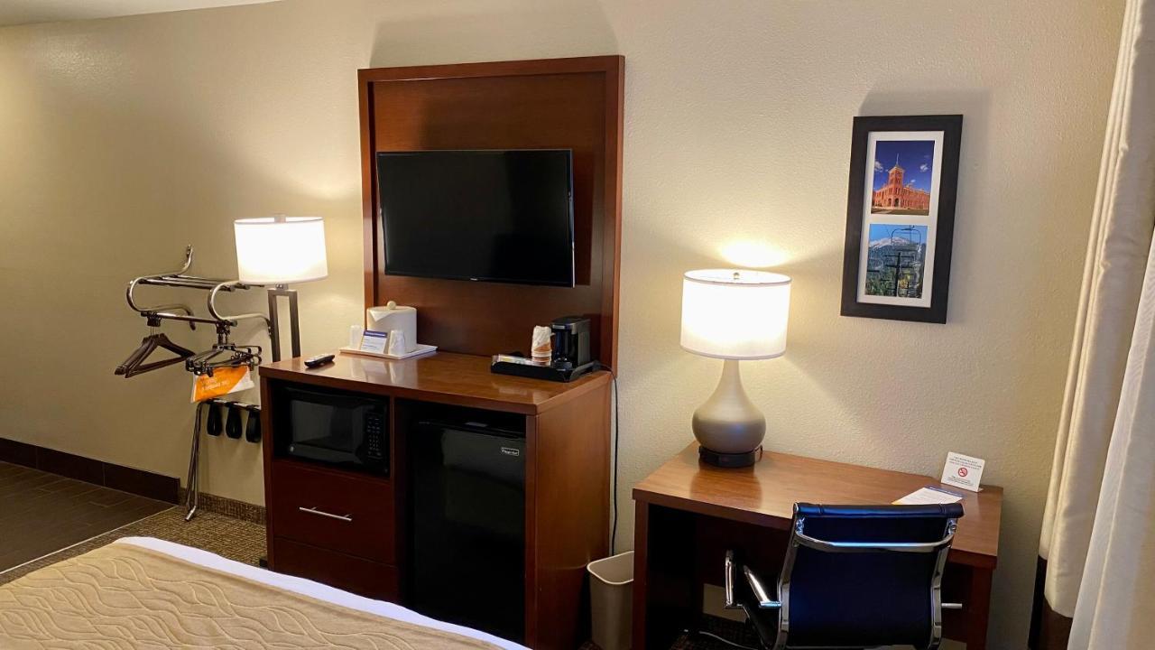 Comfort I-17 & I-40 Inn 3*