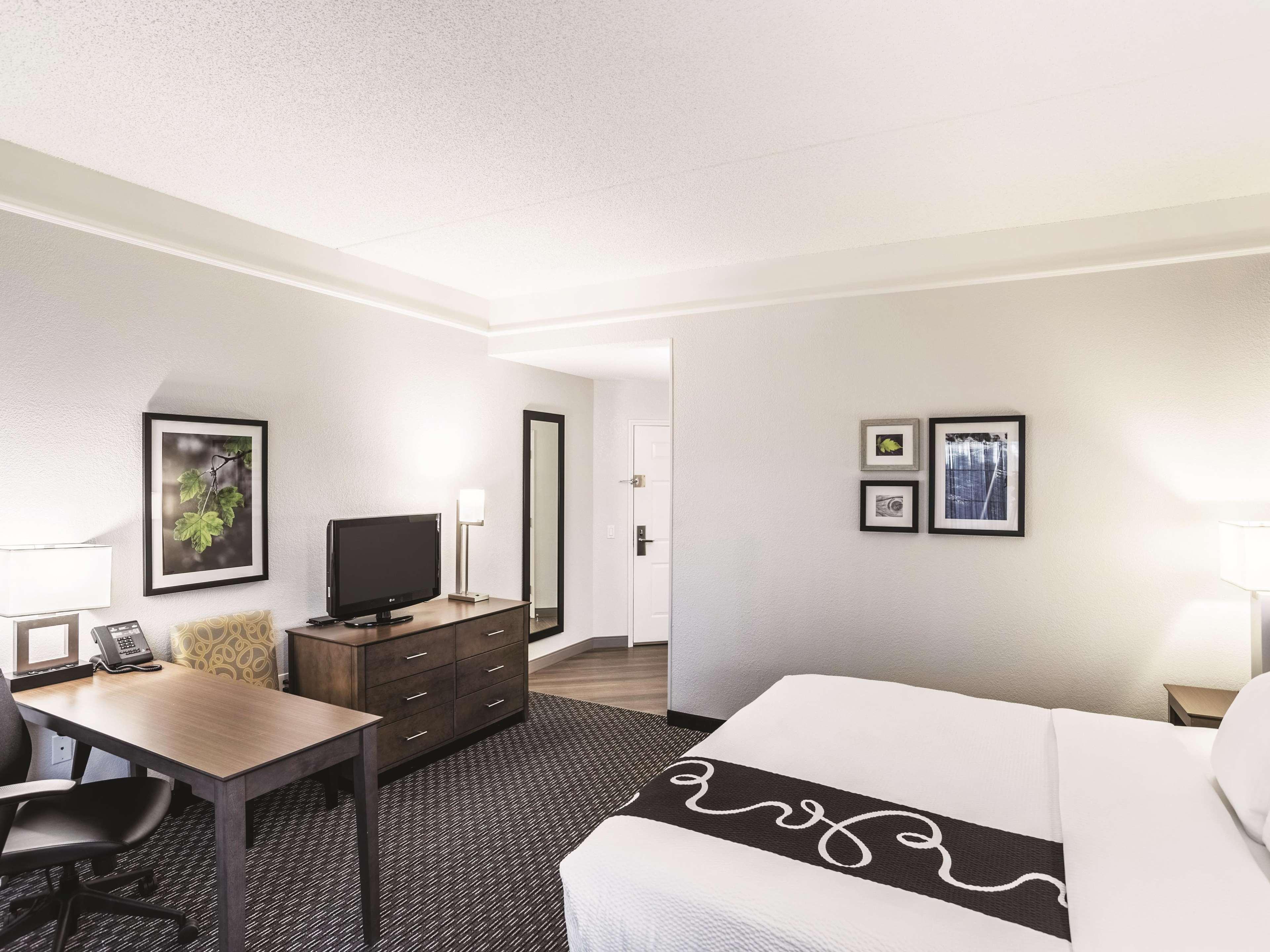 Hotel La Quinta By Wyndham 3*